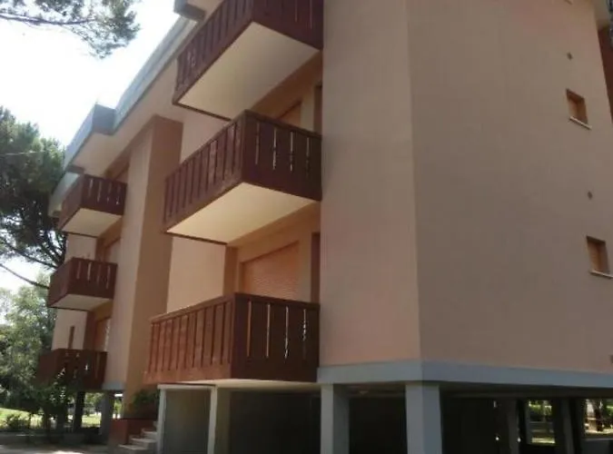 Lägenhet Perfect With Terrace For 4 People - By Beahost