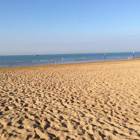 Apartment Perfect With Terrace For 4 People - By Beahost