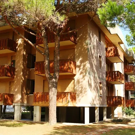 Apartment Perfect With Terrace For 4 People - By Beahost