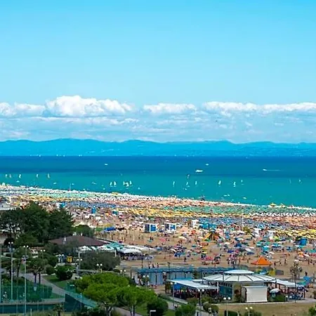 Perfect With Terrace For 4 People - By Beahost Bibione
