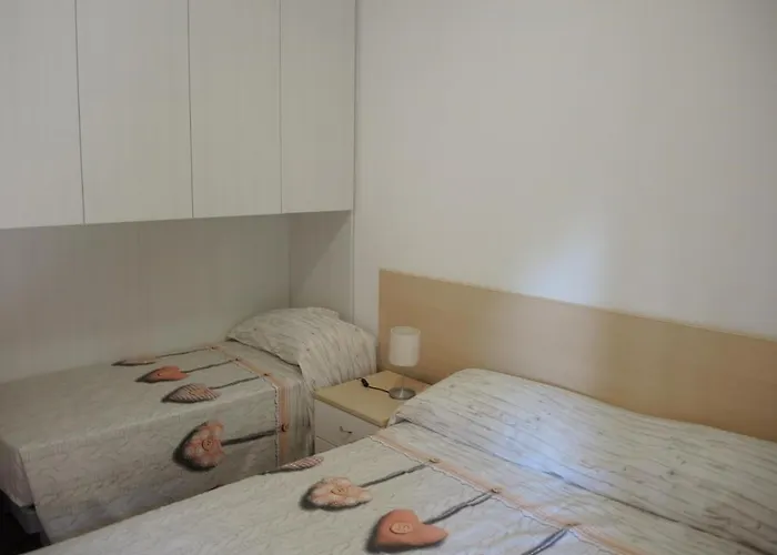 아파트 Perfect With Terrace For 4 People - By Beahost