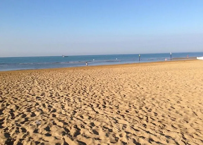 아파트 Perfect With Terrace For 4 People - By Beahost